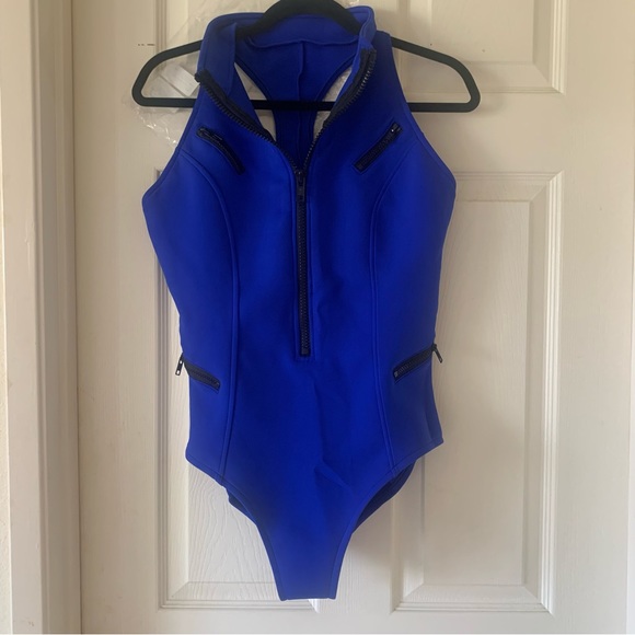 NEW in pkg. MagicSuit Scuba Coco - super sexy fit, under-wire support for D, DD+ - Picture 8 of 13